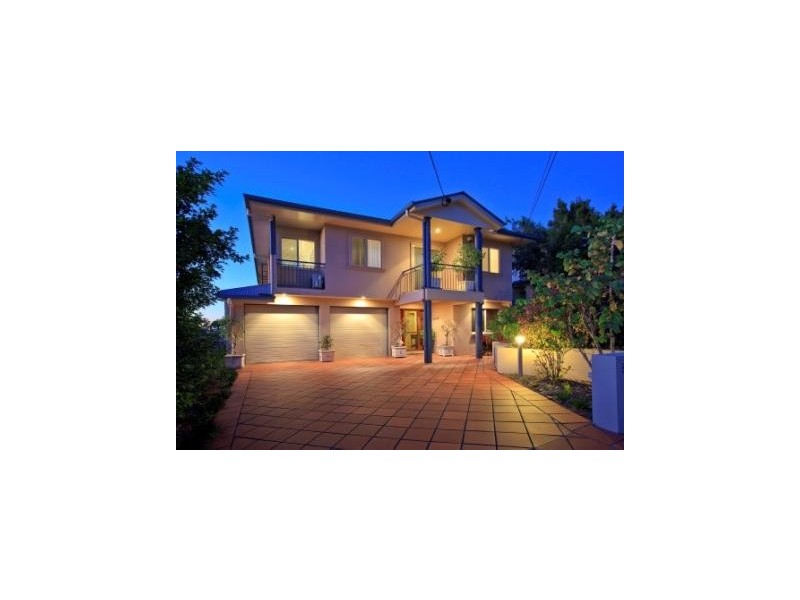 88 Newman Avenue, Camp Hill QLD 4152