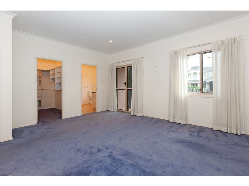 88 Newman Avenue, Camp Hill QLD 4152