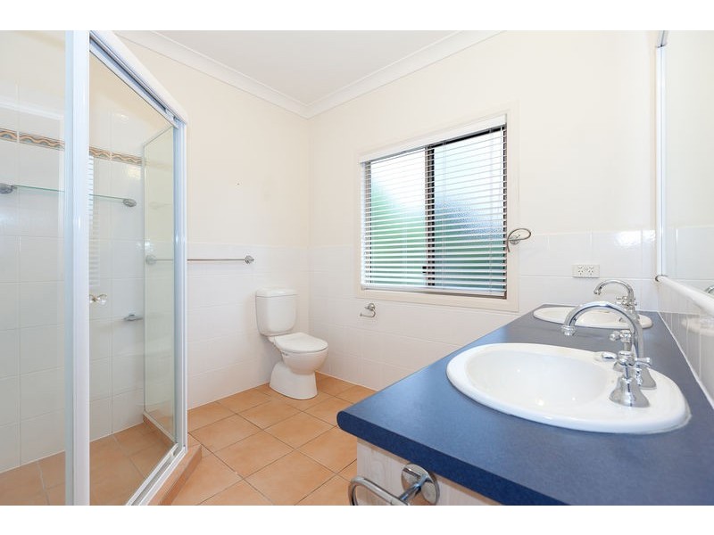 88 Newman Avenue, Camp Hill QLD 4152