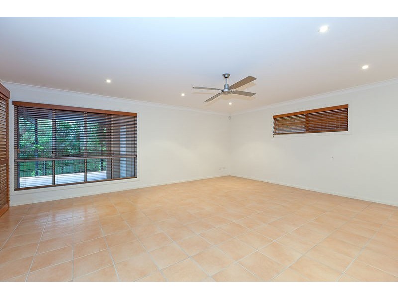 88 Newman Avenue, Camp Hill QLD 4152