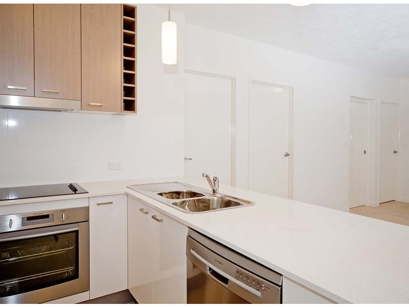 6/28 Adelaide Street, Carina QLD 4152