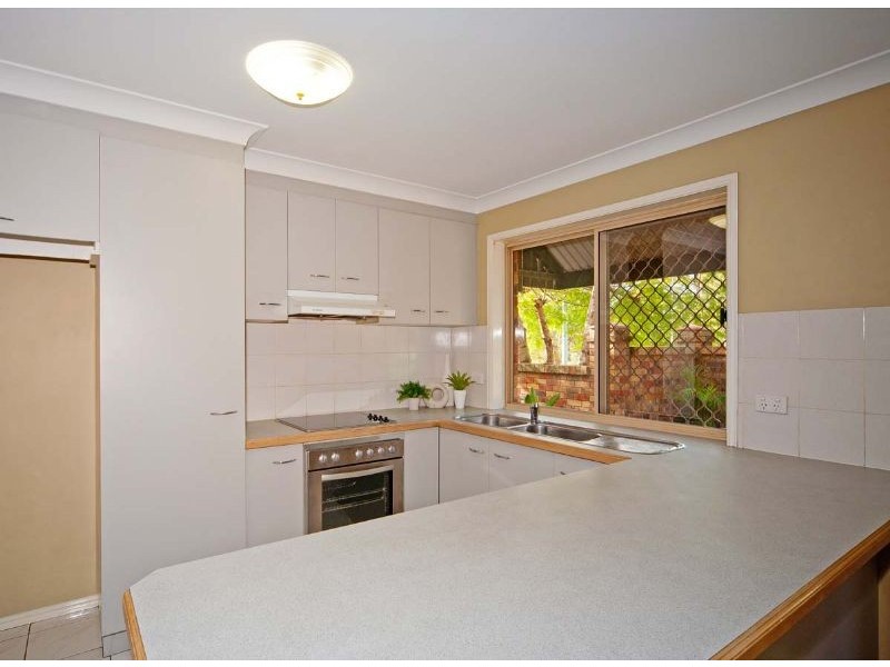 Unit 8 / 41 Bleasbly Road, Eight Mile Plains QLD 4113