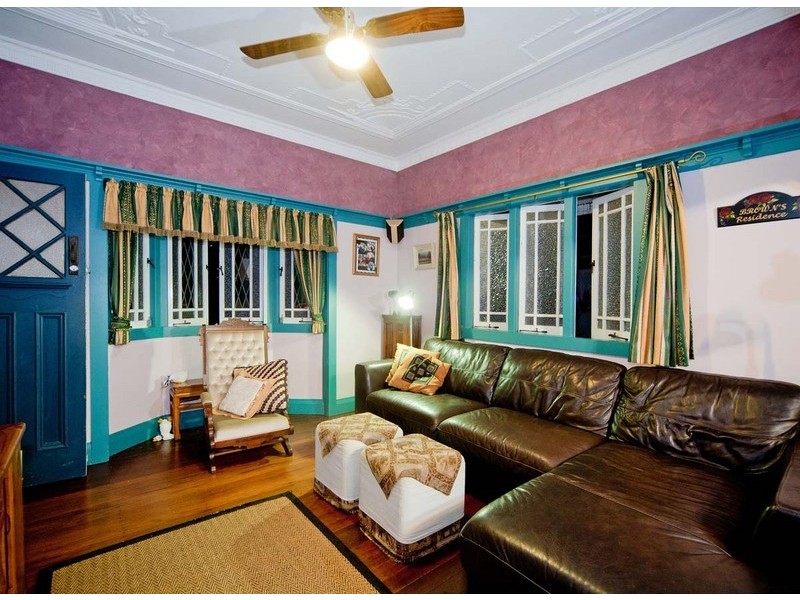 54 Harold Street, Holland Park QLD 4121