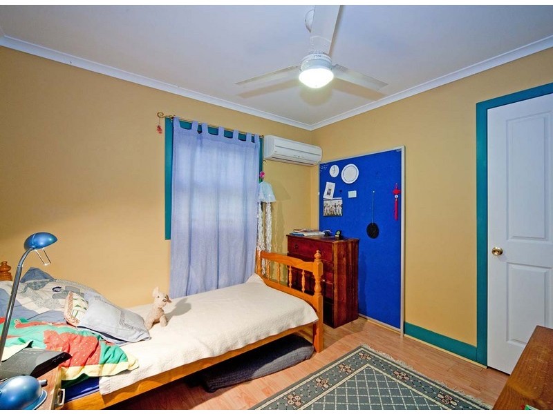 54 Harold Street, Holland Park QLD 4121