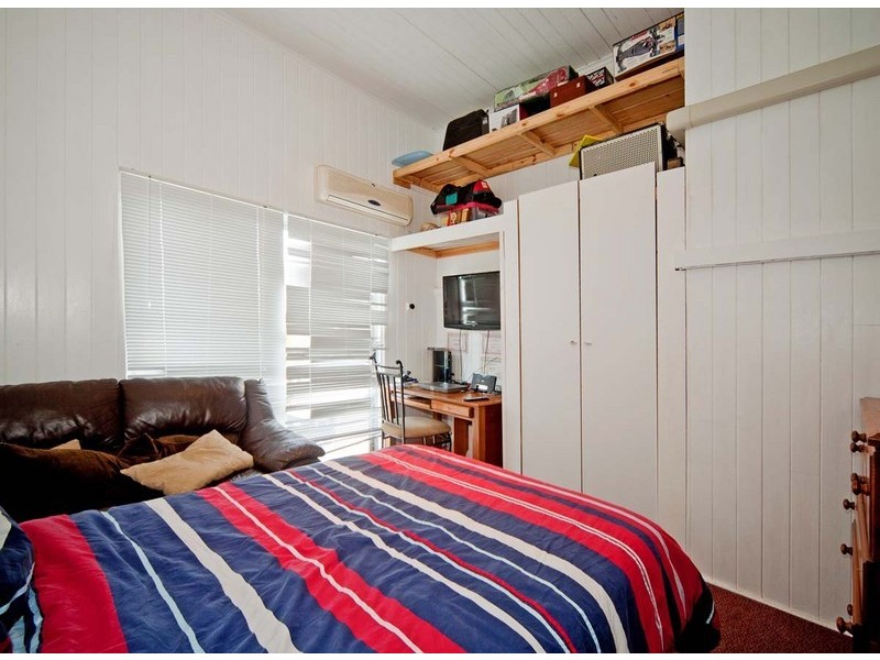 22 Bundah Street, Camp Hill QLD 4152