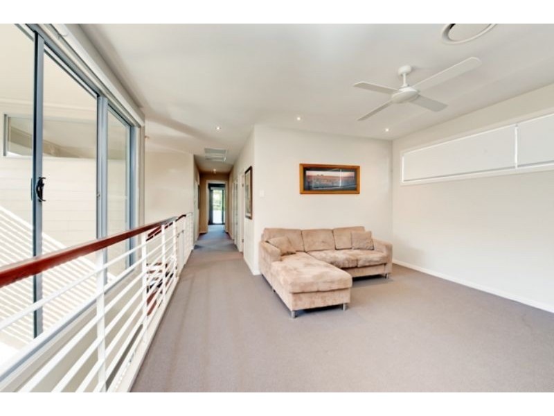 21 Raven Street, Camp Hill QLD 4152