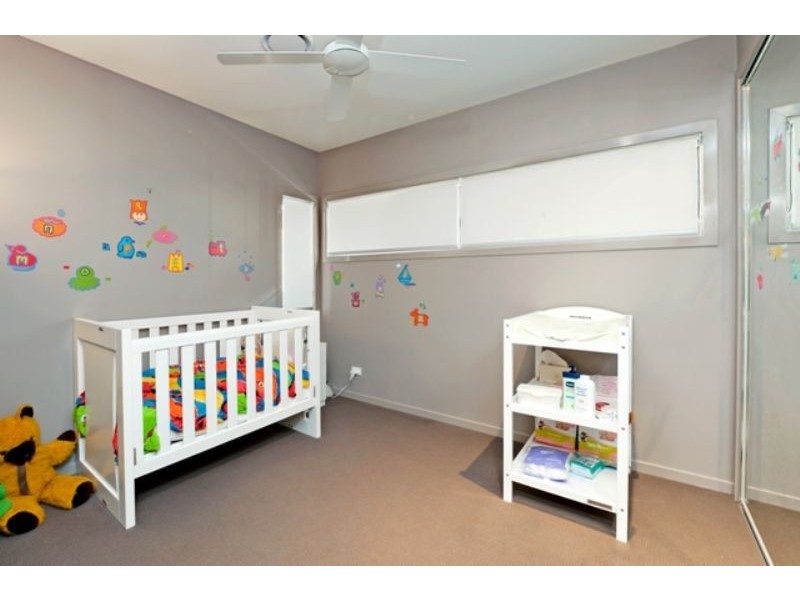 21 Raven Street, Camp Hill QLD 4152