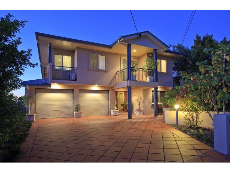 88 Newman Avenue, Camp Hill QLD 4152