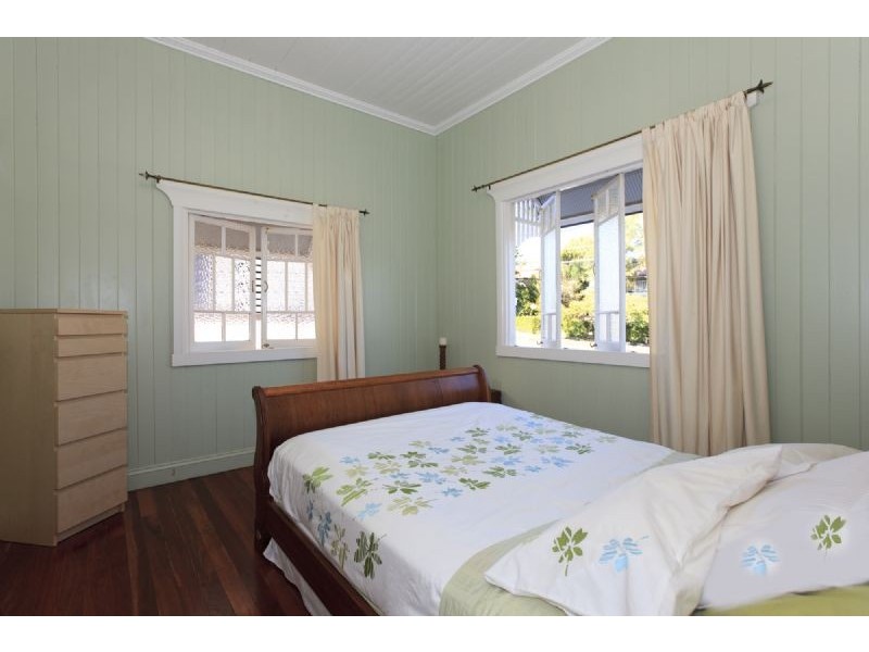 74 Shakespeare Street, Coorparoo QLD 4151