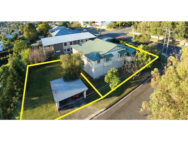 13 Judge Street, Norman Park QLD 4170