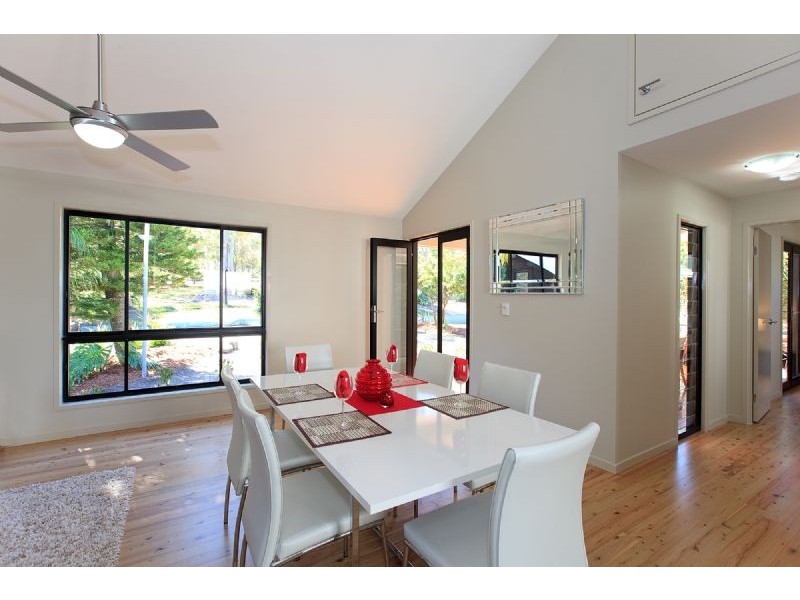 26 Andrew Road, Greenbank QLD 4124