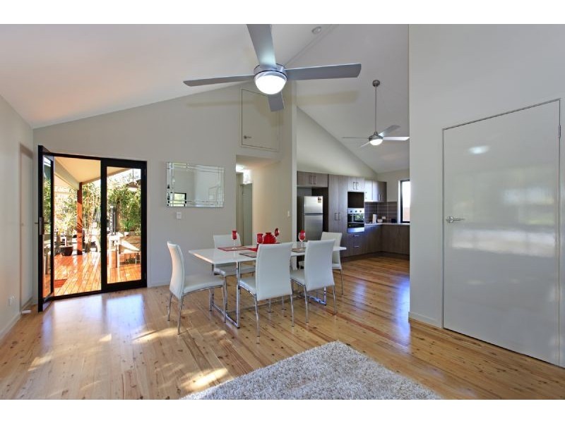 26 Andrew Road, Greenbank QLD 4124