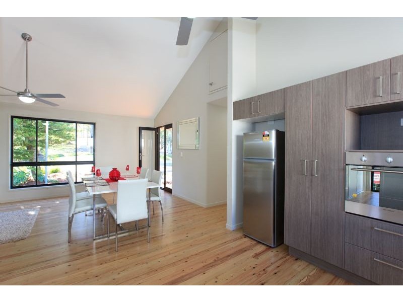 26 Andrew Road, Greenbank QLD 4124