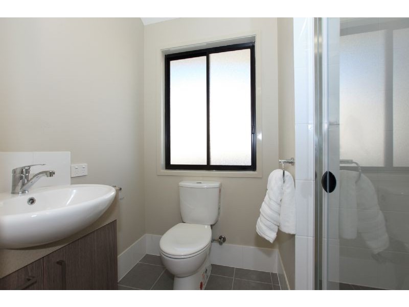 26 Andrew Road, Greenbank QLD 4124
