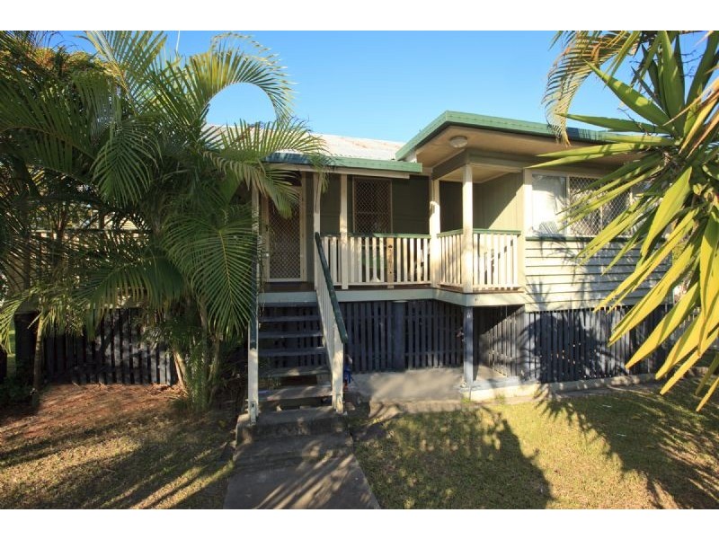 18 Broadway Street, Carina QLD 4152