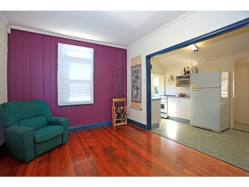 18 Broadway Street, Carina QLD 4152