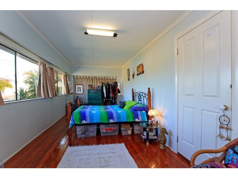 18 Broadway Street, Carina QLD 4152