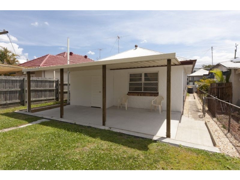 37 Adelaide Street, Carina QLD 4152