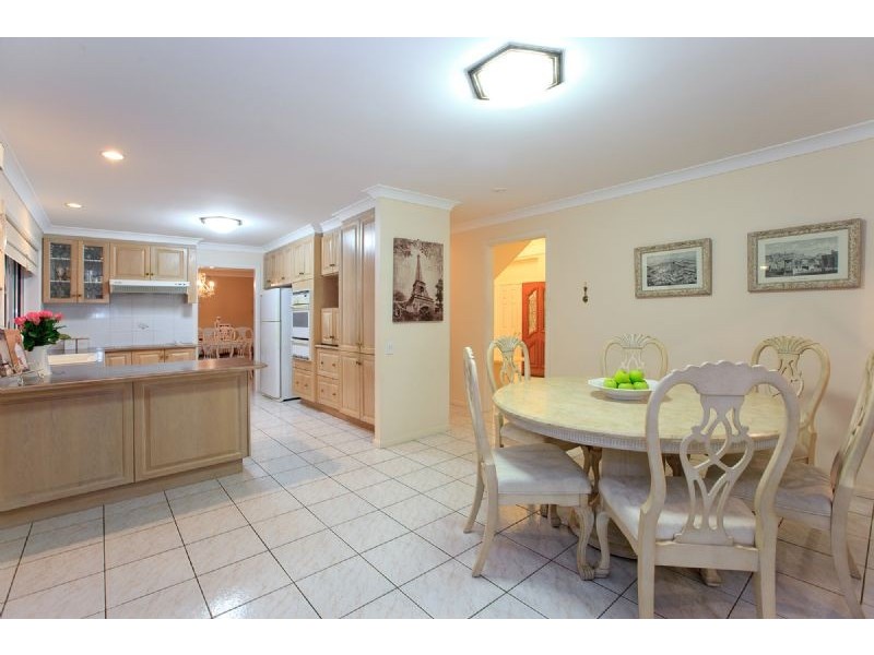 43 Wisteria Cresent, Mount Gravatt East QLD 4122