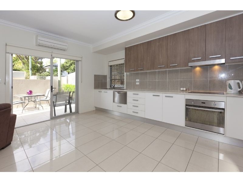 1/101 Albert Street, Camp Hill QLD 4152