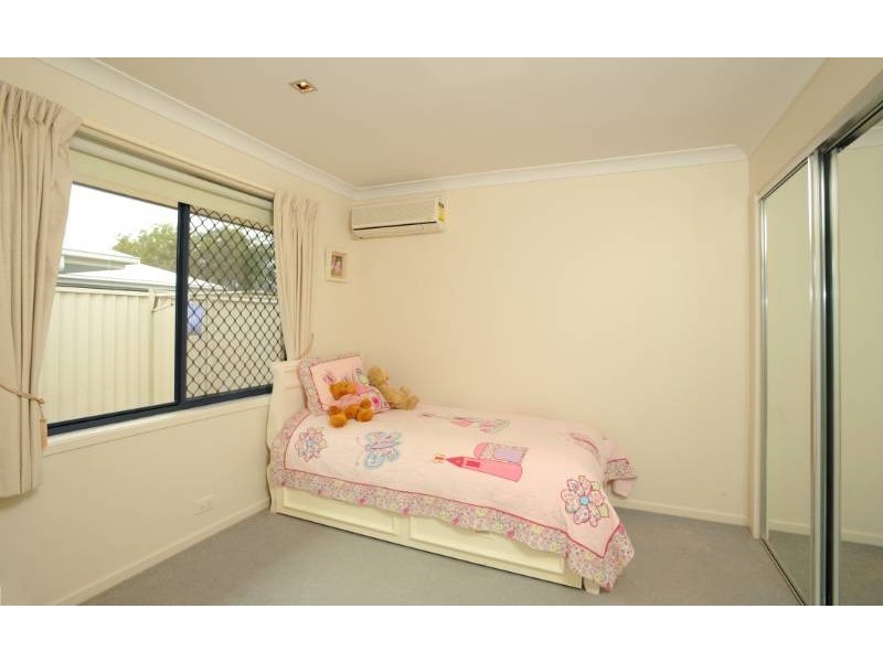17 Melaleuca Place, Carindale QLD 4152