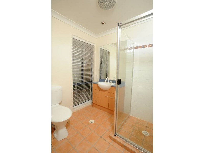 17 Melaleuca Place, Carindale QLD 4152