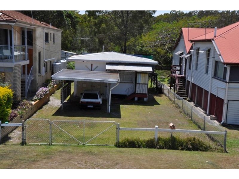 31 South Esplanade, Bongaree QLD 4507