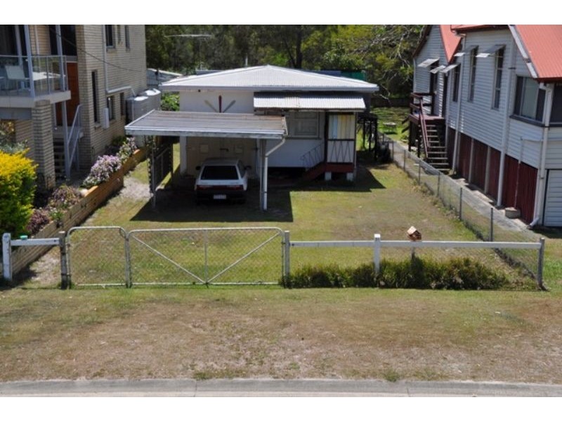 31 South Esplanade, Bongaree QLD 4507