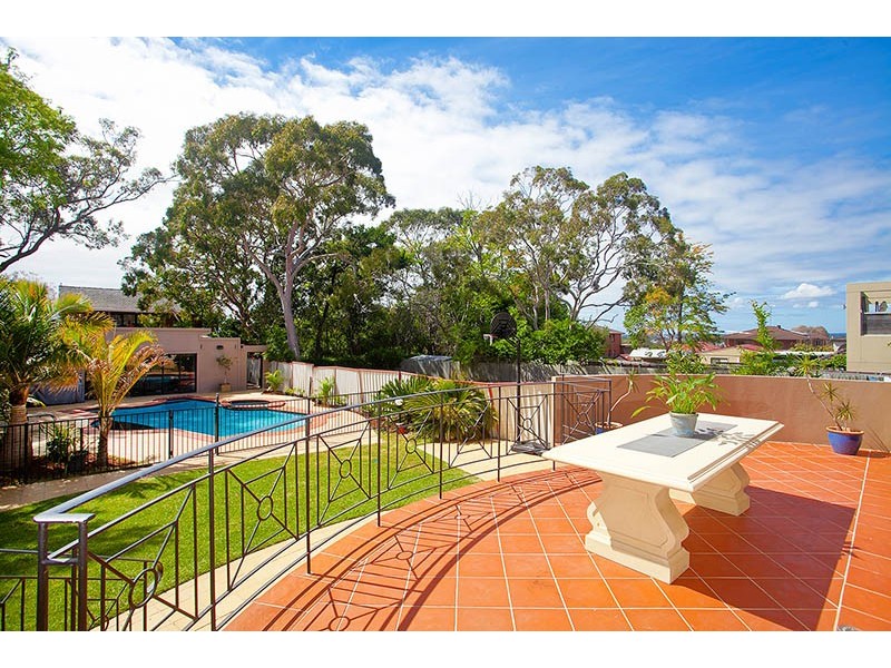 25 Church Street, Blakehurst NSW 2221
