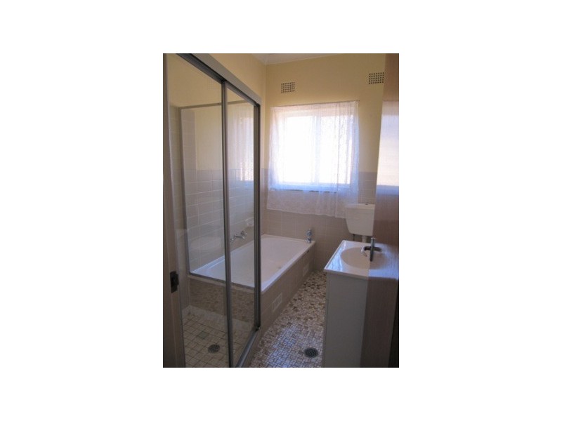 Brighton-le-sands NSW 2216