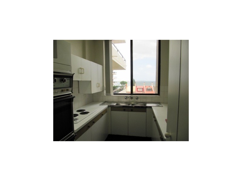 Brighton-le-sands NSW 2216