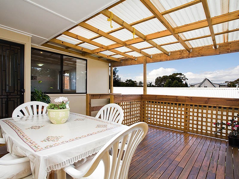 8 Lisbon Street, Sylvania NSW 2224