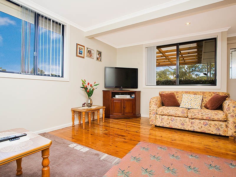 8 Lisbon Street, Sylvania NSW 2224