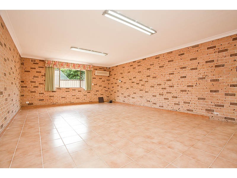 9 Northbrook Place, Illawong NSW 2234