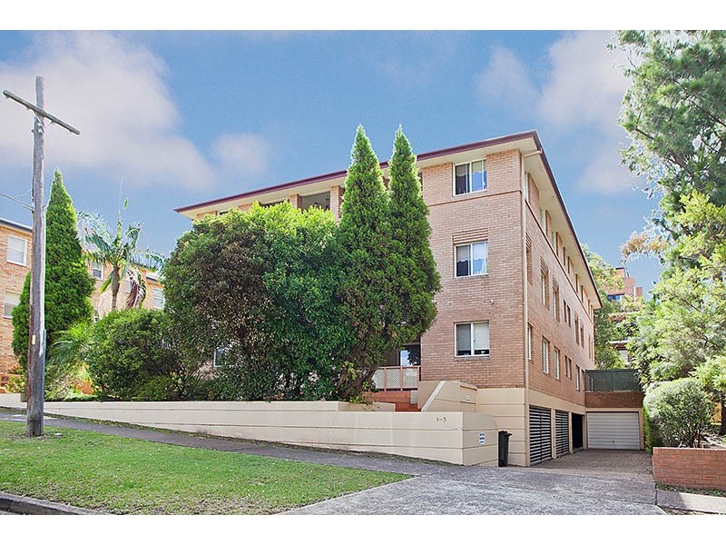 1/1-3 Barsbys Ave, Carlton NSW 2218