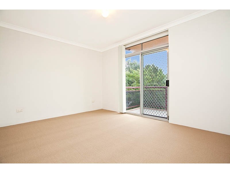 3/1-7 Carnarvon Street, Carlton NSW 2218