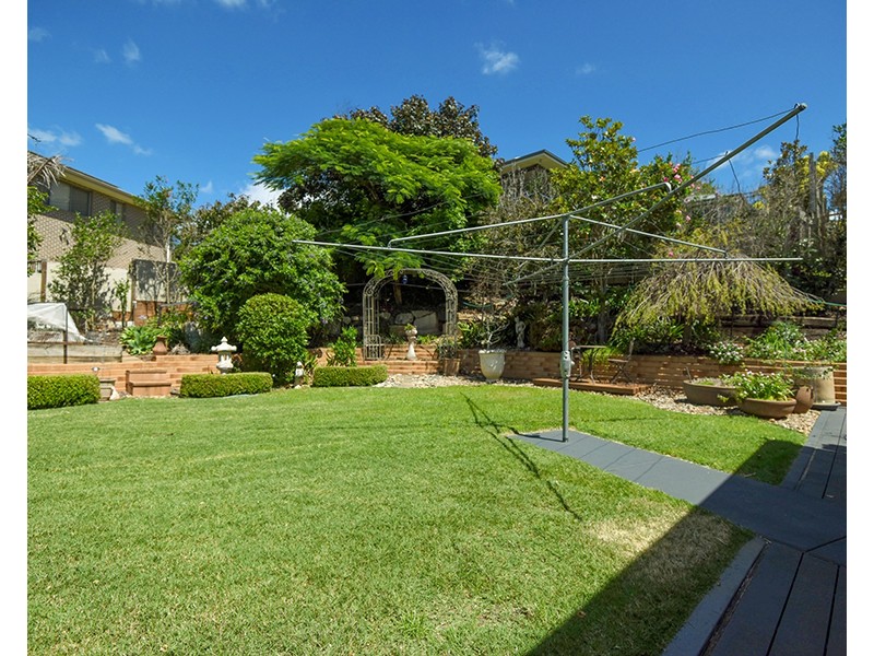 15 Coventry Court, Mount Lofty QLD 4350