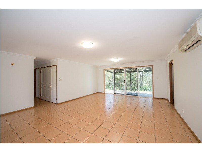 33 Parkridge Drive, Withcott QLD 4352