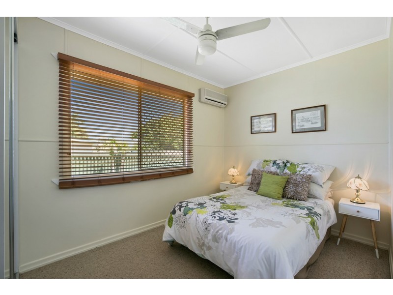 13 McLeish Street, Harristown QLD 4350