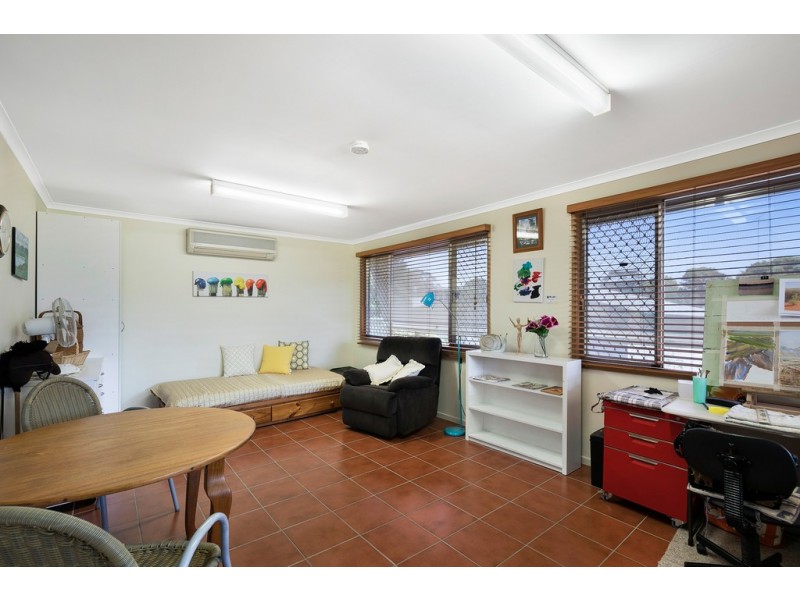 13 McLeish Street, Harristown QLD 4350