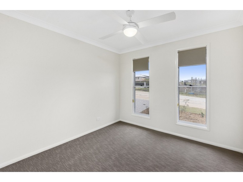 12 Orchard Lane, Glenvale QLD 4350