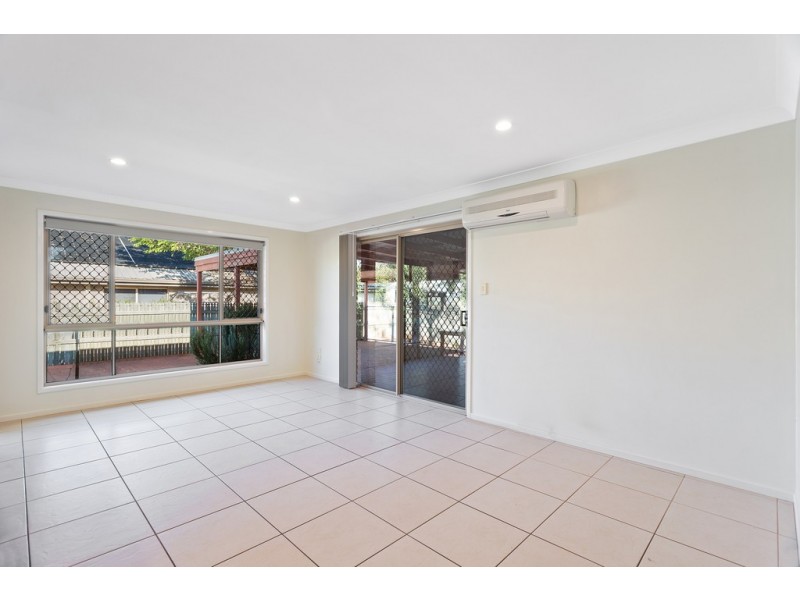 24 Harvey Street, Mount Lofty QLD 4350