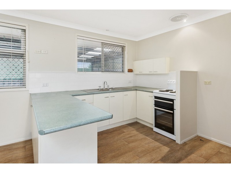 16 Wyalla Street, Newtown QLD 4350
