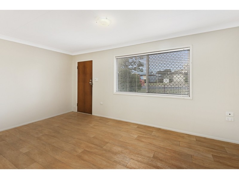 16 Wyalla Street, Newtown QLD 4350