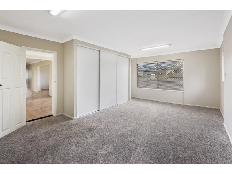 16 Wyalla Street, Newtown QLD 4350