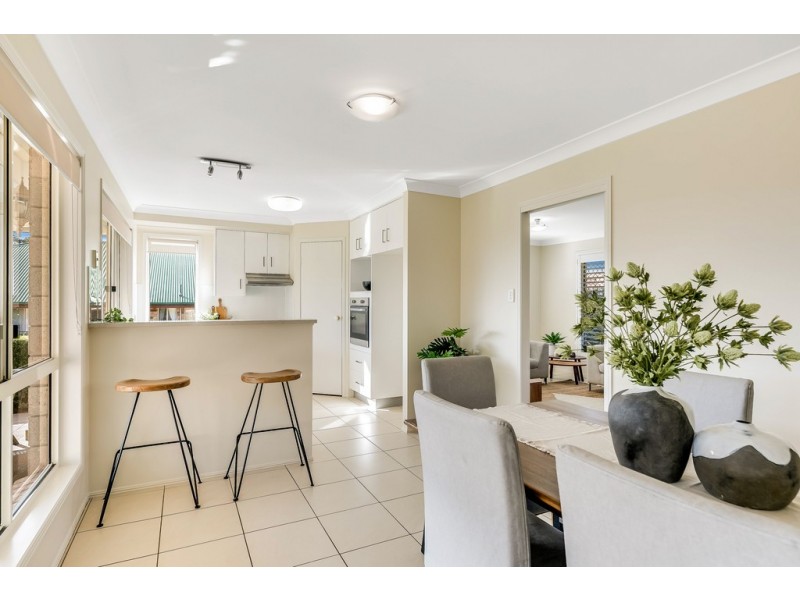 9 La Vista Court, Middle Ridge QLD 4350