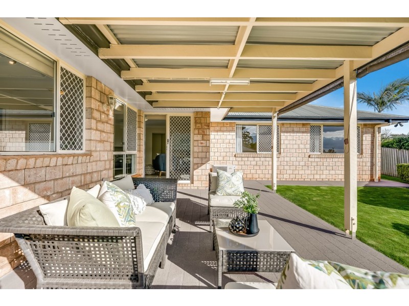 9 La Vista Court, Middle Ridge QLD 4350