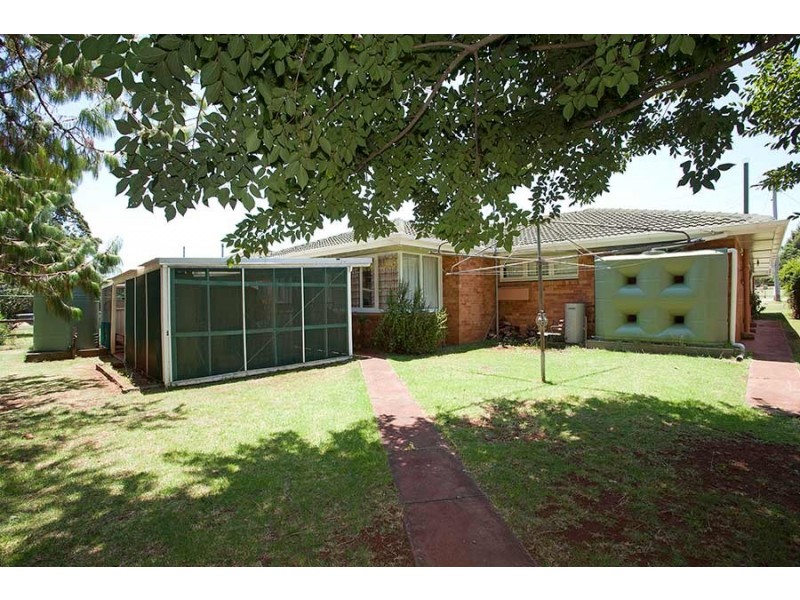 1/1A Winifred Street, South Toowoomba QLD 4350