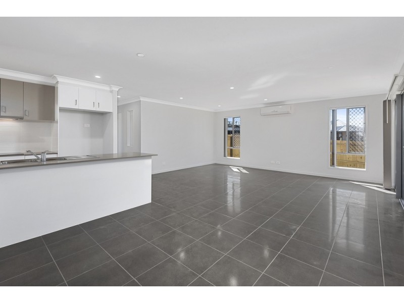 96 Sanctuary Drive, Cranley QLD 4350