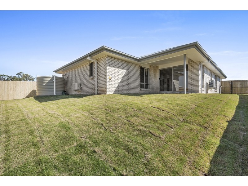 96 Sanctuary Drive, Cranley QLD 4350